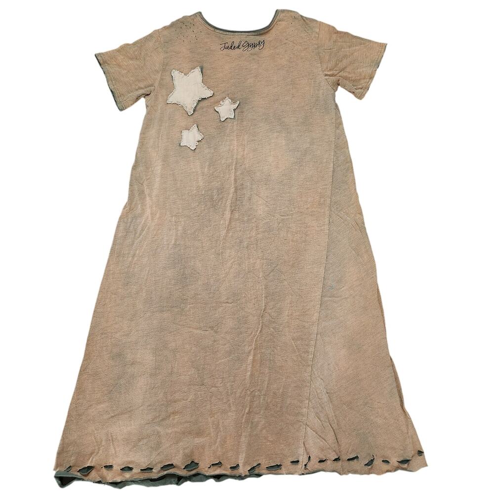 Relaxed Star Appliqué Maxi Dress in Dusty Peach - Picture 4 of 5